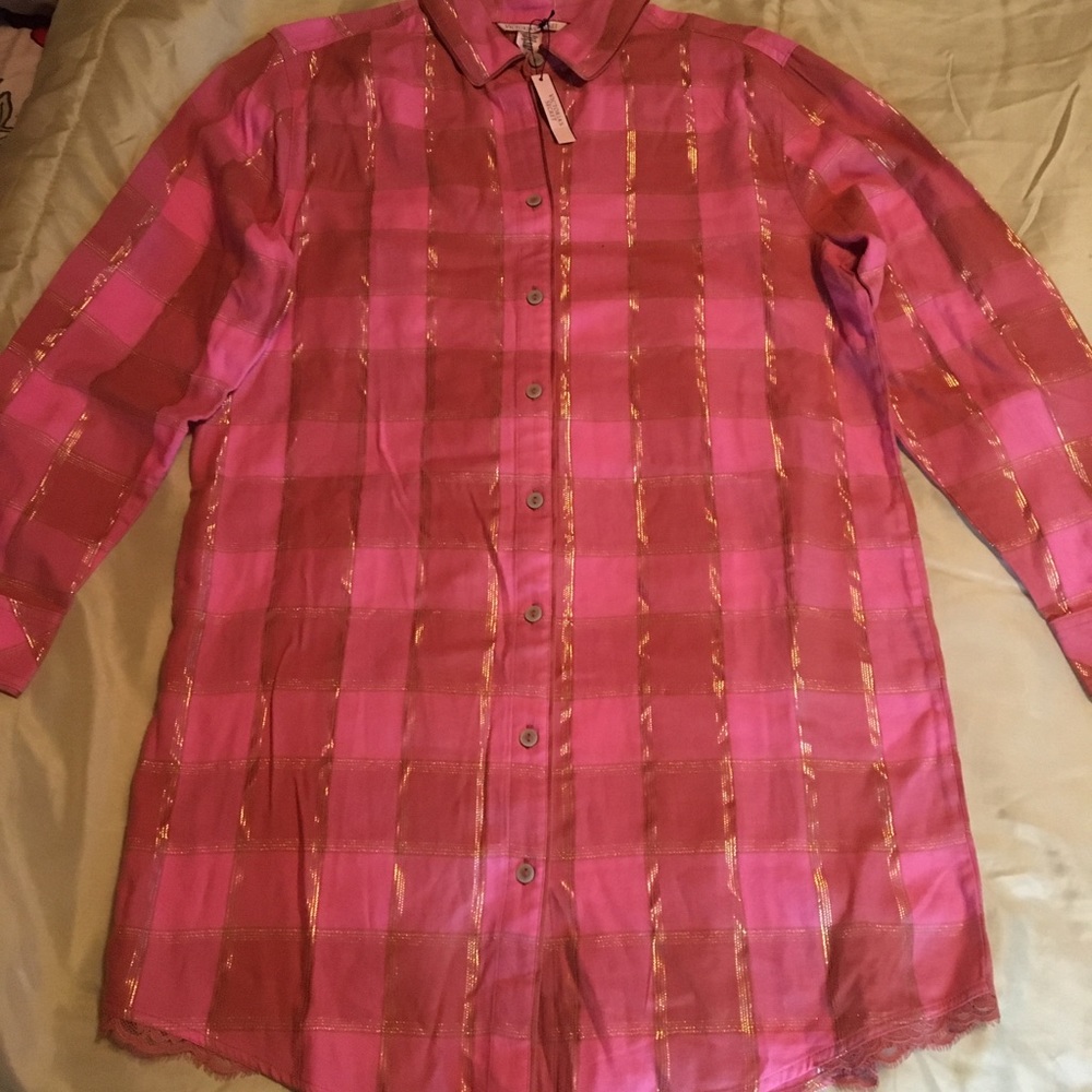 VS Pink & Gold Flannel Sleep-shirt. Brand New.